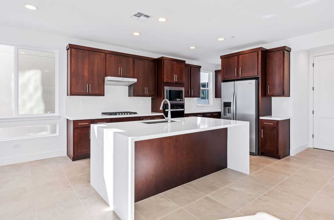 109 109 Coral Bell Dr - Photo 7 of 47