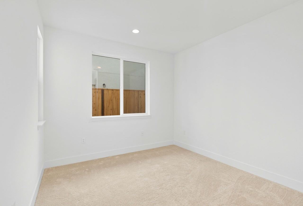 103 103 Coral Bell Dr - Photo 6 of 48