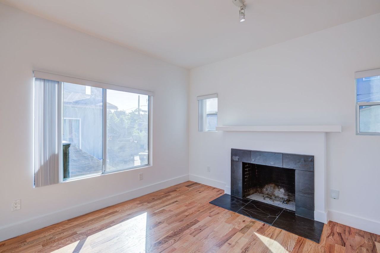 3216 Bellevue Ave - Photo 6 of 34