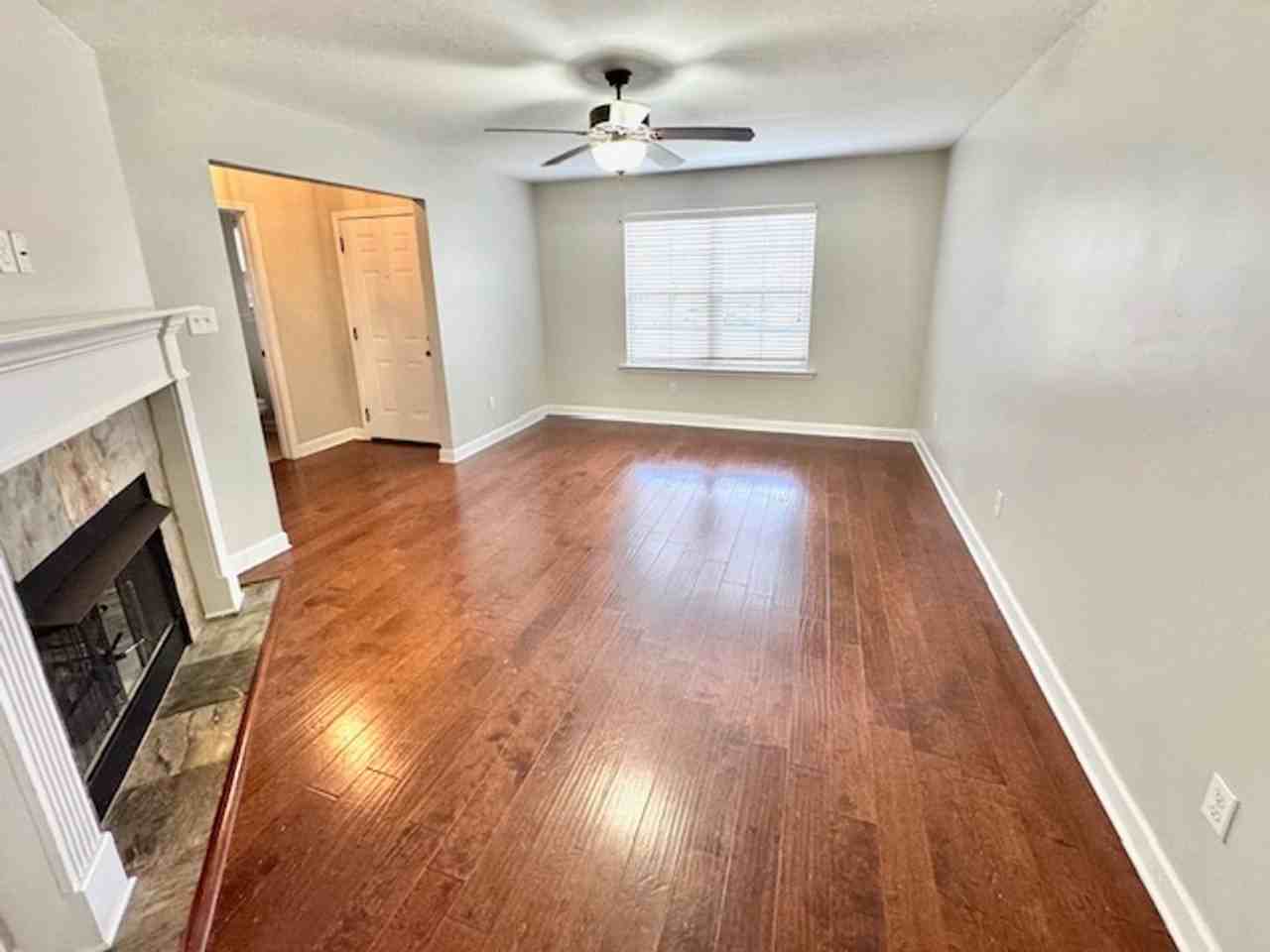 5299 Ridgelaurel Ter - Photo 4 of 13