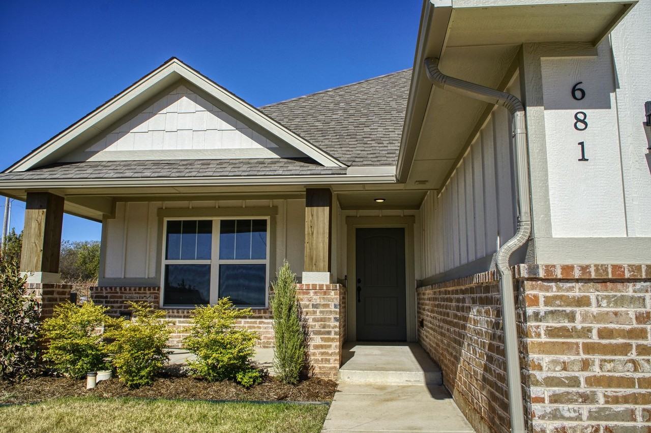 681 Cedar Hill Way - Photo 3 of 49