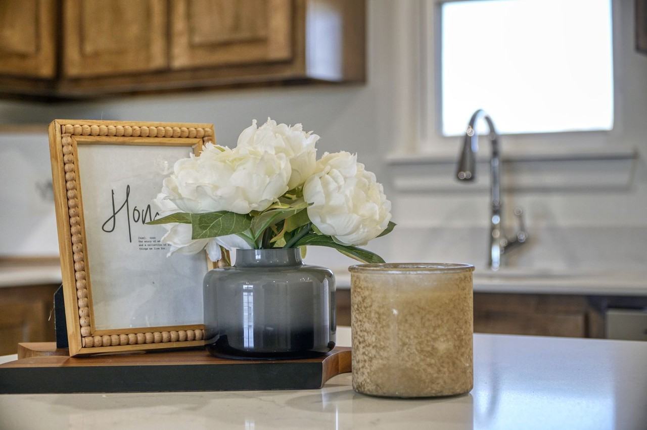 681 Cedar Hill Way - Photo 6 of 49