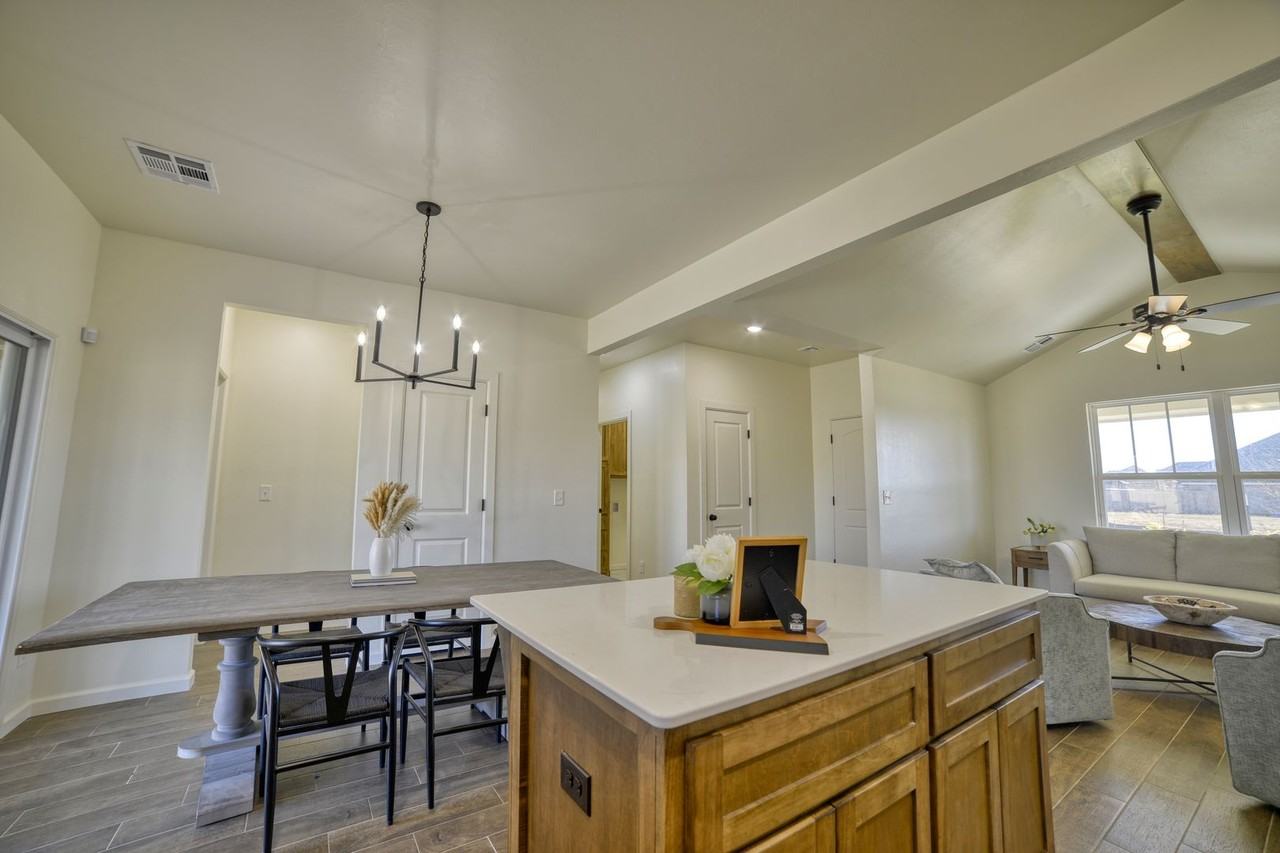 681 Cedar Hill Way - Photo 7 of 49