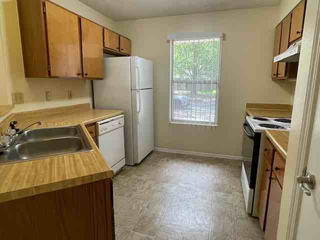 106 Ayana Ct - Photo 7 of 15