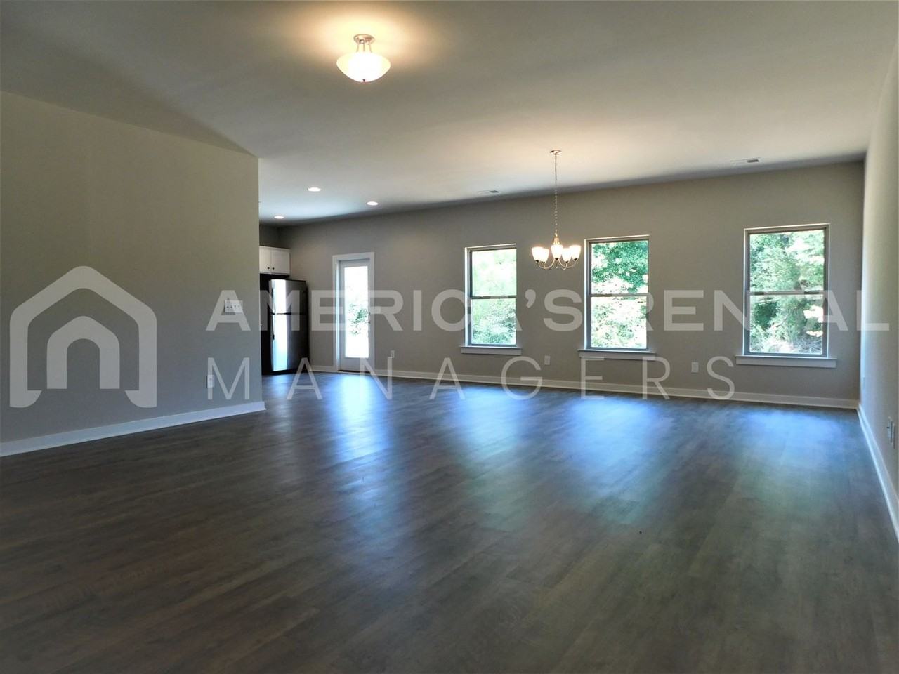 97 Farm Dr - Photo 3 of 20