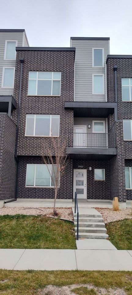 3562 S Blue Tee Ln - Photo 2 of 34