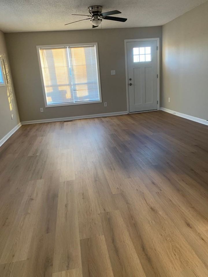 325 Honea Ln - Photo 3 of 13