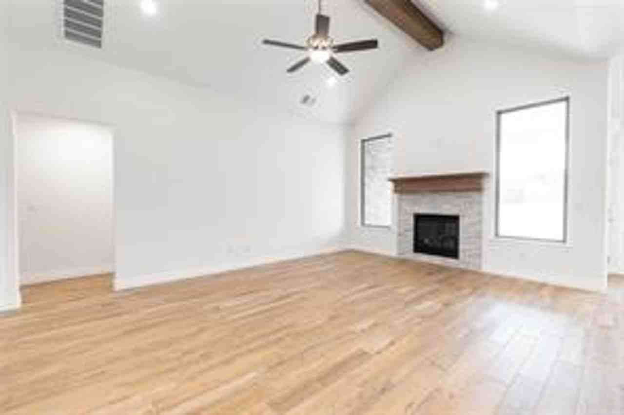 8225 Mountain Oak Dr - Photo 4 of 24