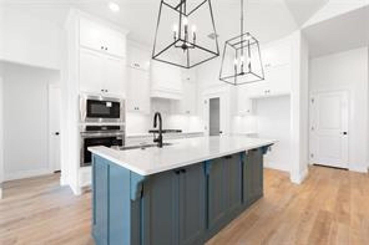 568 Still Mdws - Photo 4 of 21