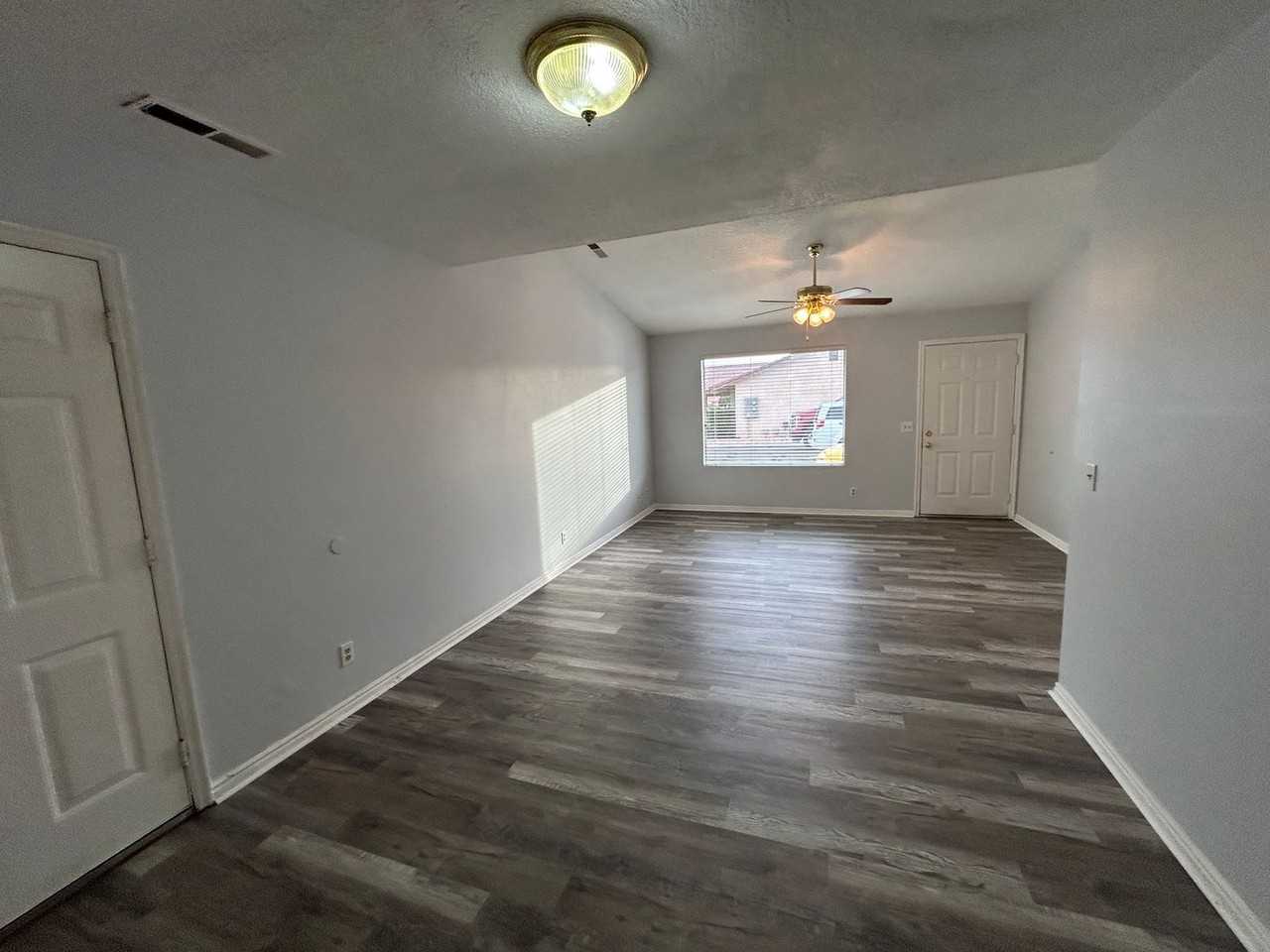 1075 1075 S 1400 W - Photo 7 of 20