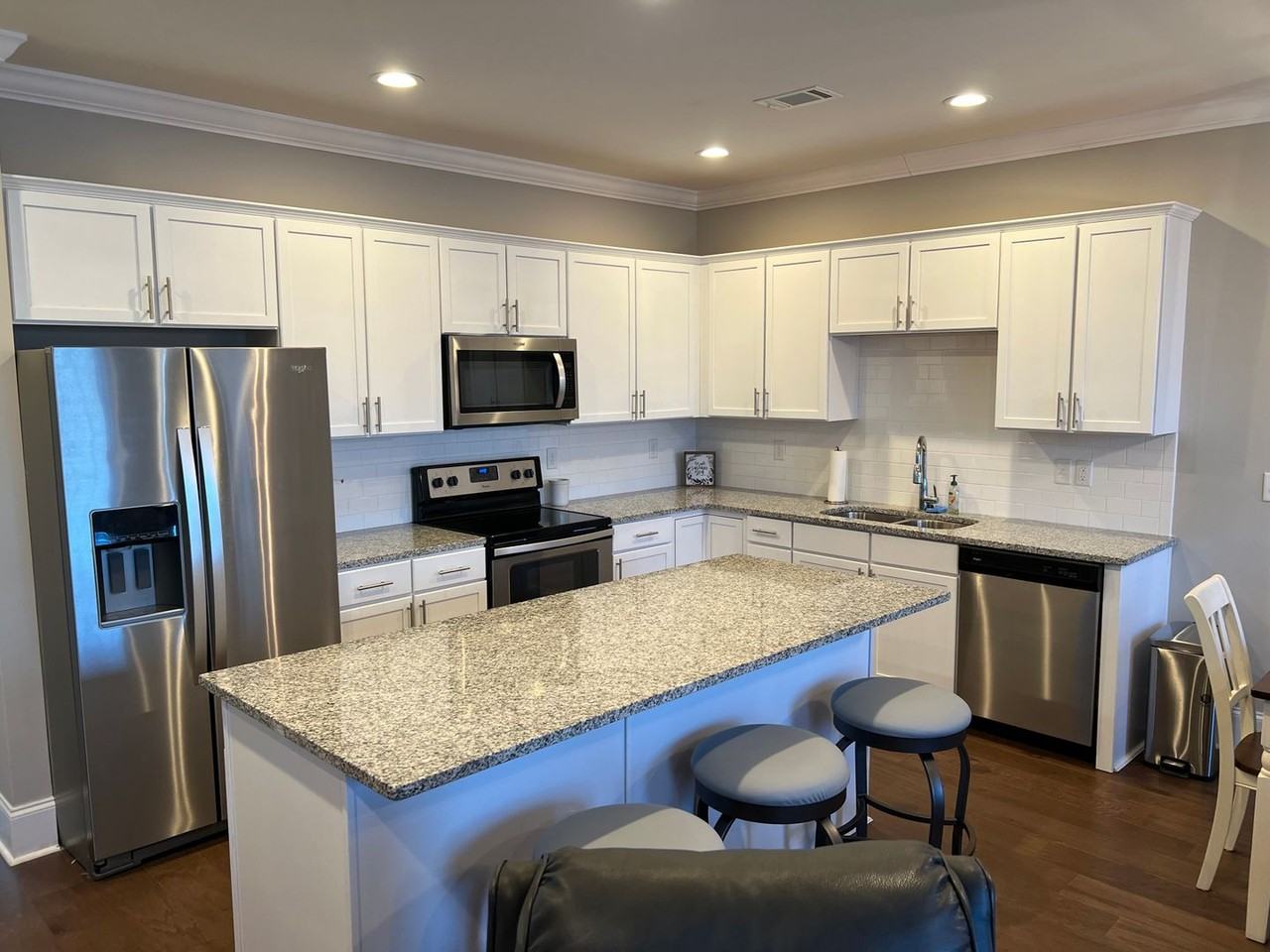 102 Farm View Dr #1504 - Photo 4 of 19