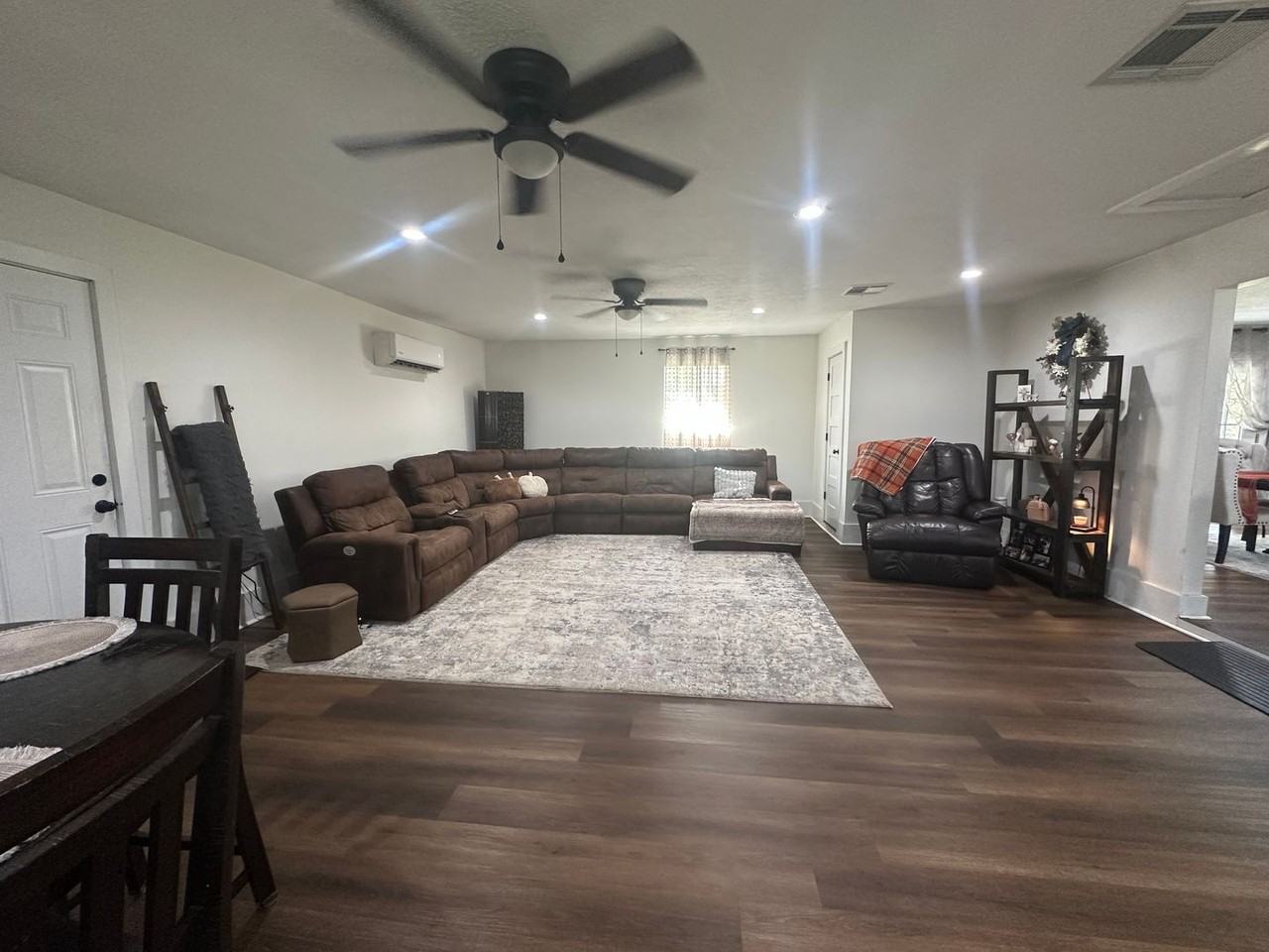 5797 N Highway 171 - Photo 5 of 27