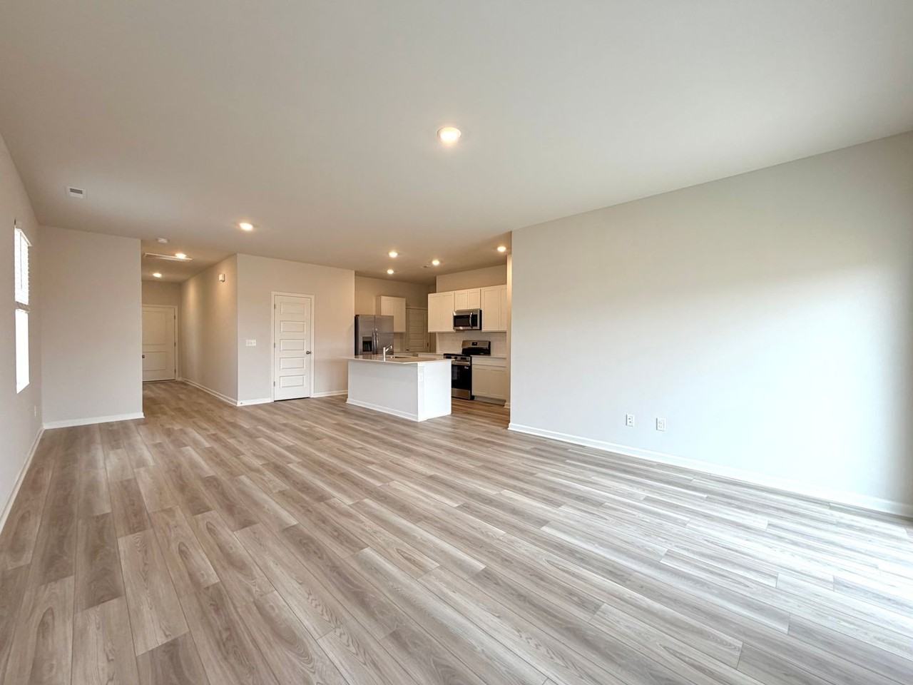 919 Moray Ln - Photo 5 of 45