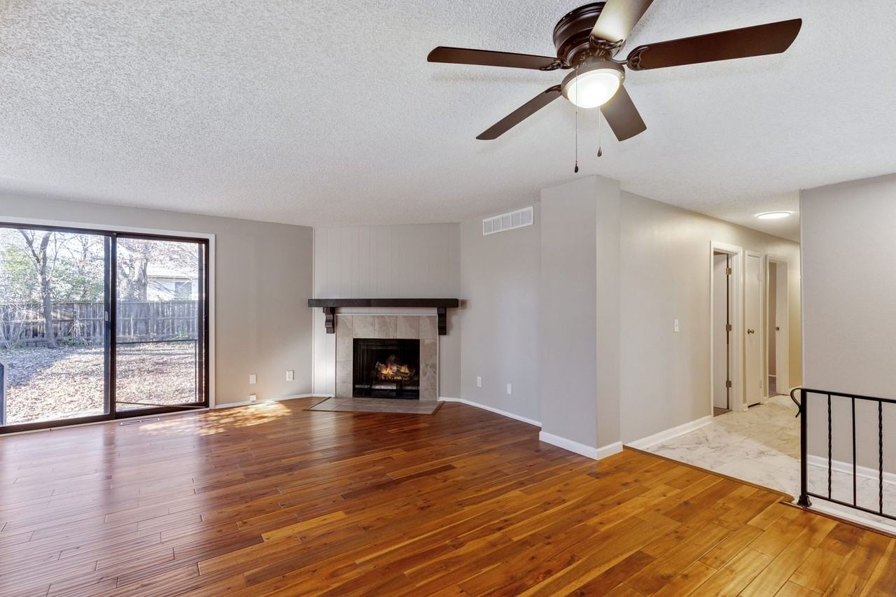 6138 Edinburg St - Photo 3 of 18