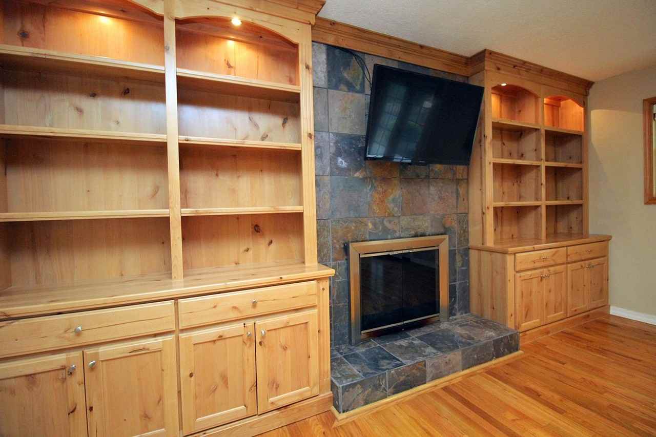 18690 Don Lee Way - Photo 7 of 27