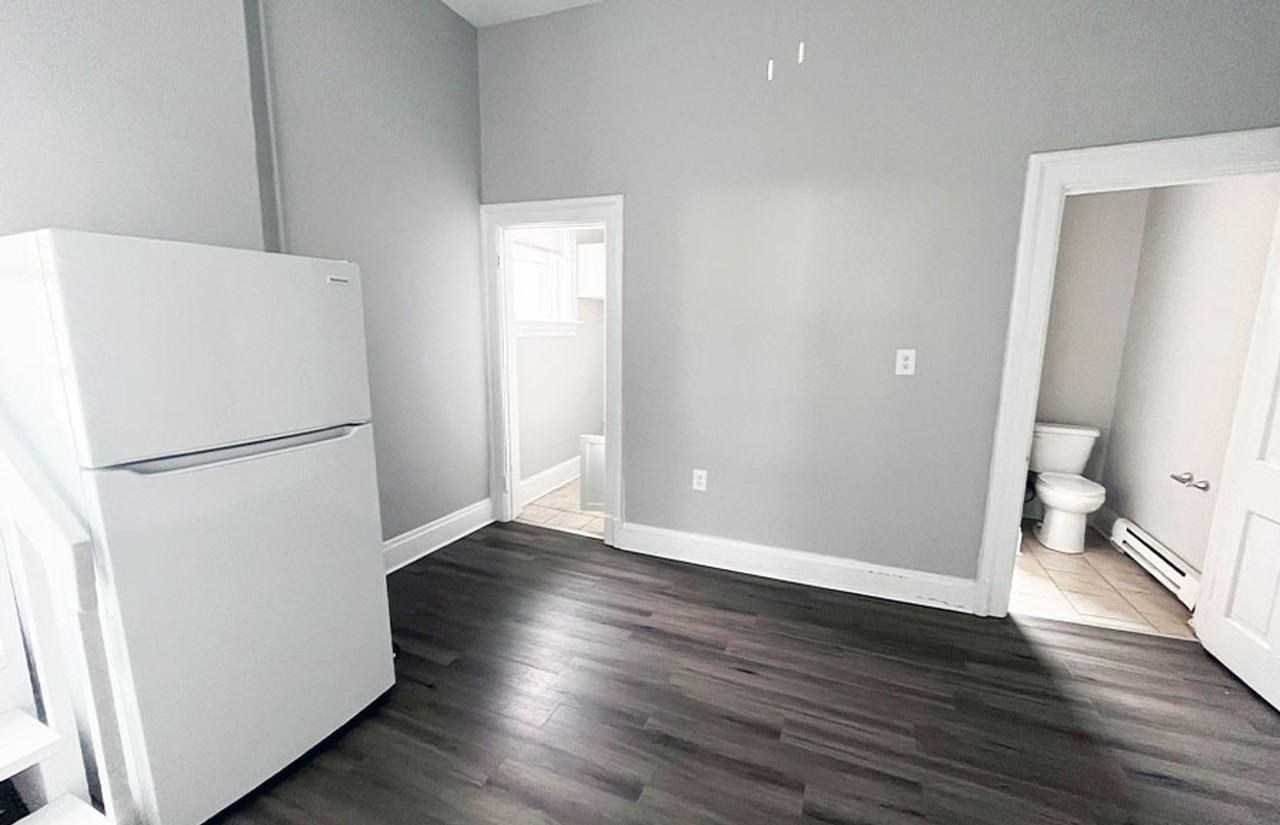 Glendora 2829 - Photo 5 of 8