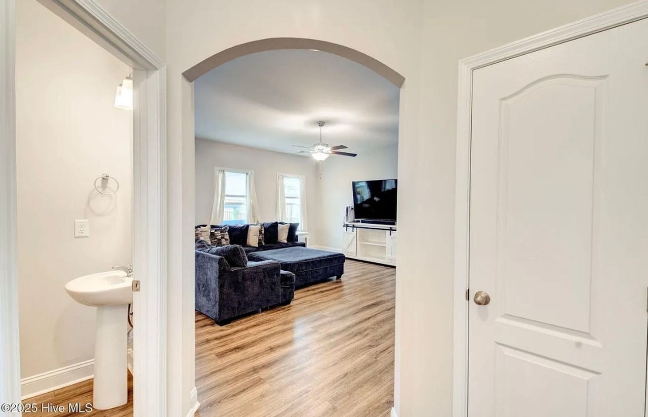 5759 Orchardgrass Rd - Photo 7 of 46