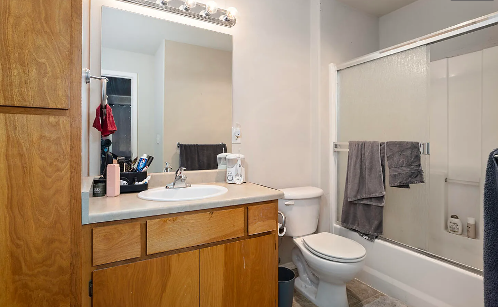 582, ID # 3167 Juniper Ridge Drive - Photo 6 of 11