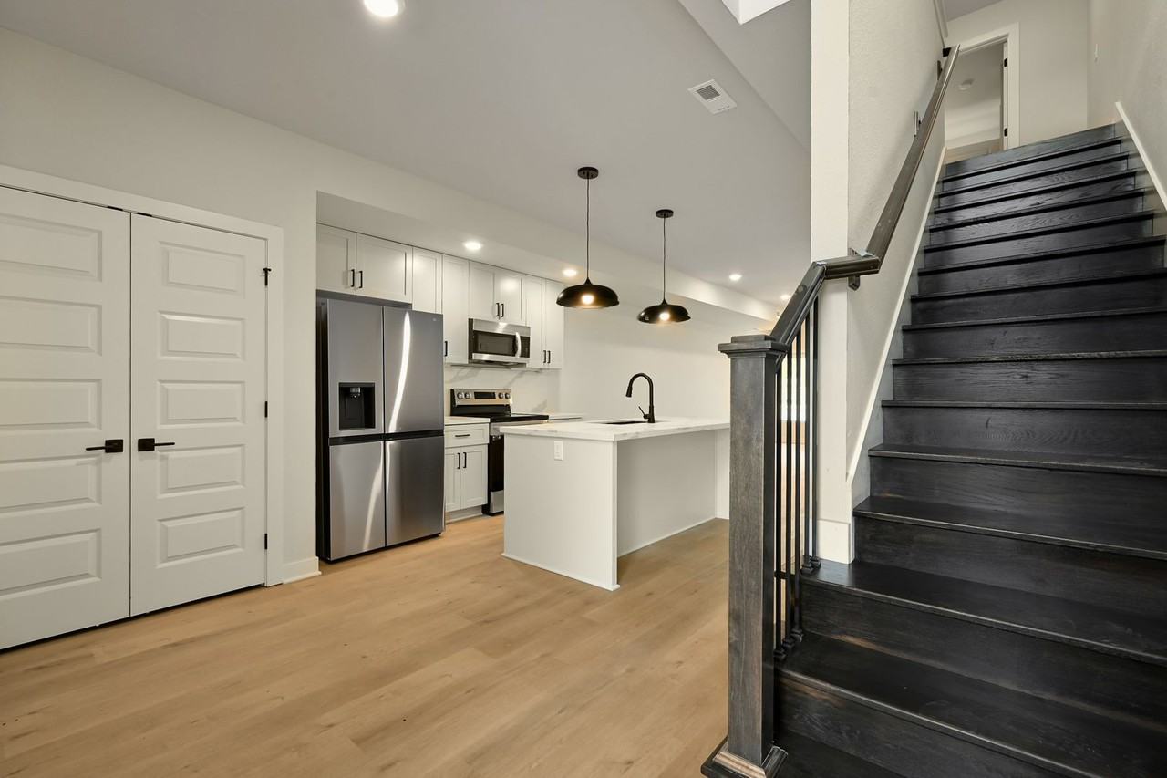 232 Sumac Rd - Photo 6 of 23