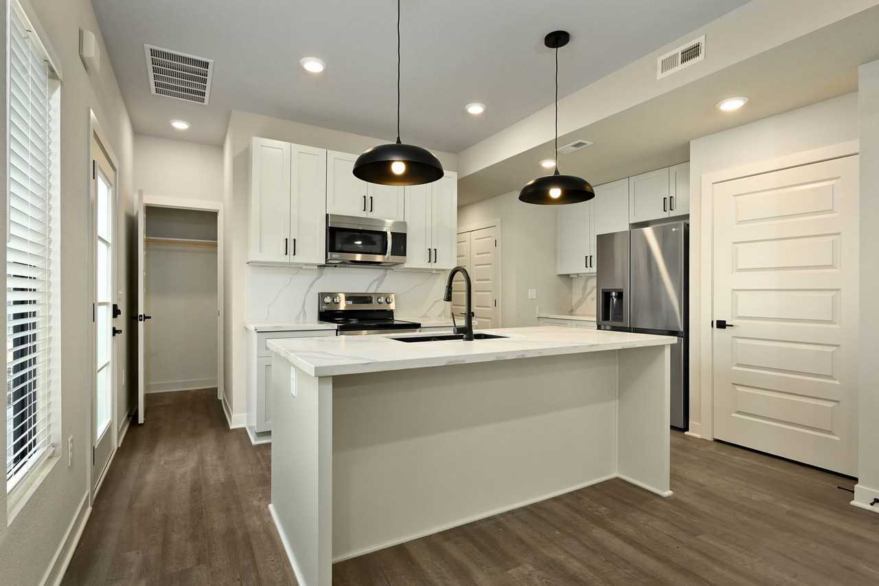 234 Sumac Rd - Photo 6 of 21