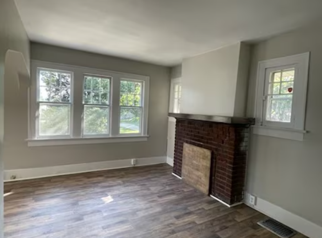 3602 Bering St - Photo 2 of 8