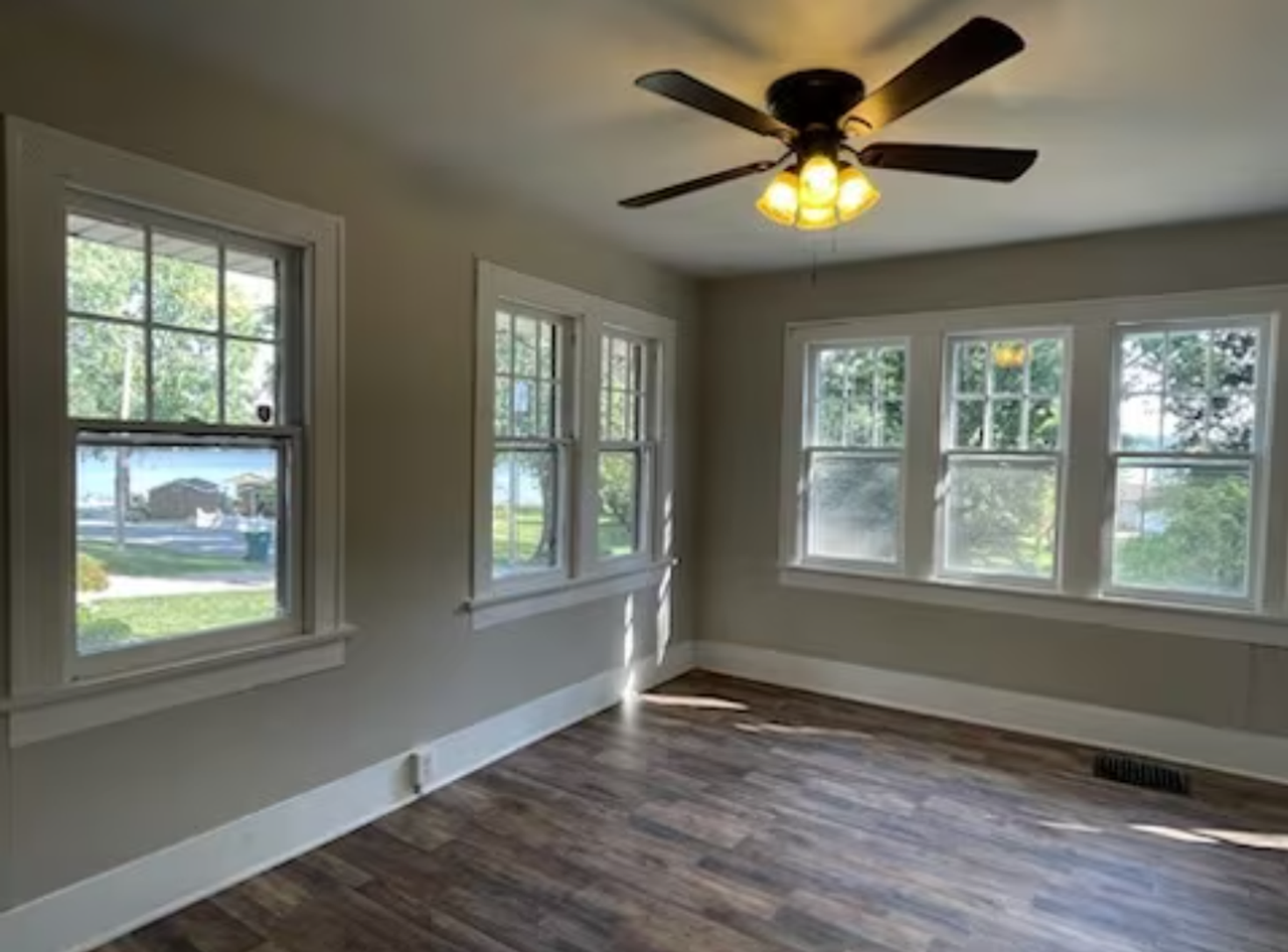 3602 Bering St - Photo 3 of 8