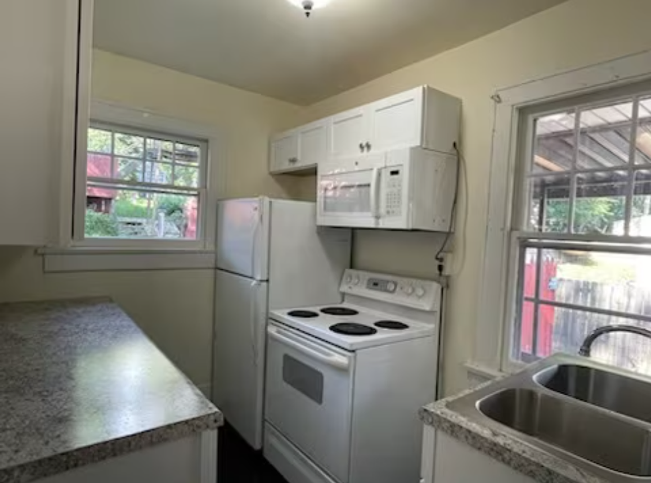 3602 Bering St - Photo 5 of 8