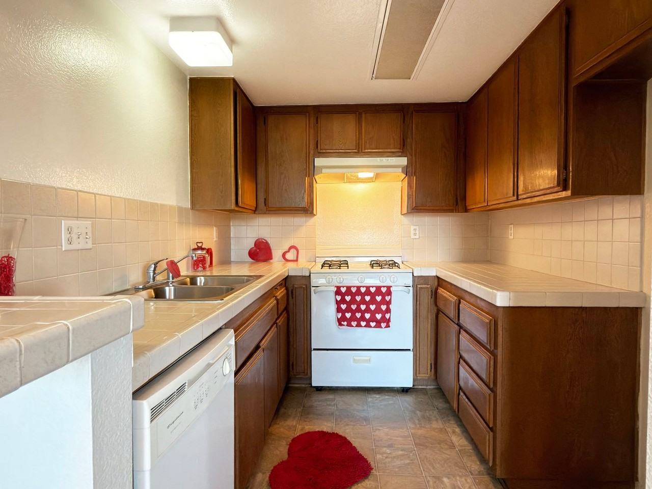 4029 E 7th St #D - Photo 6 of 16