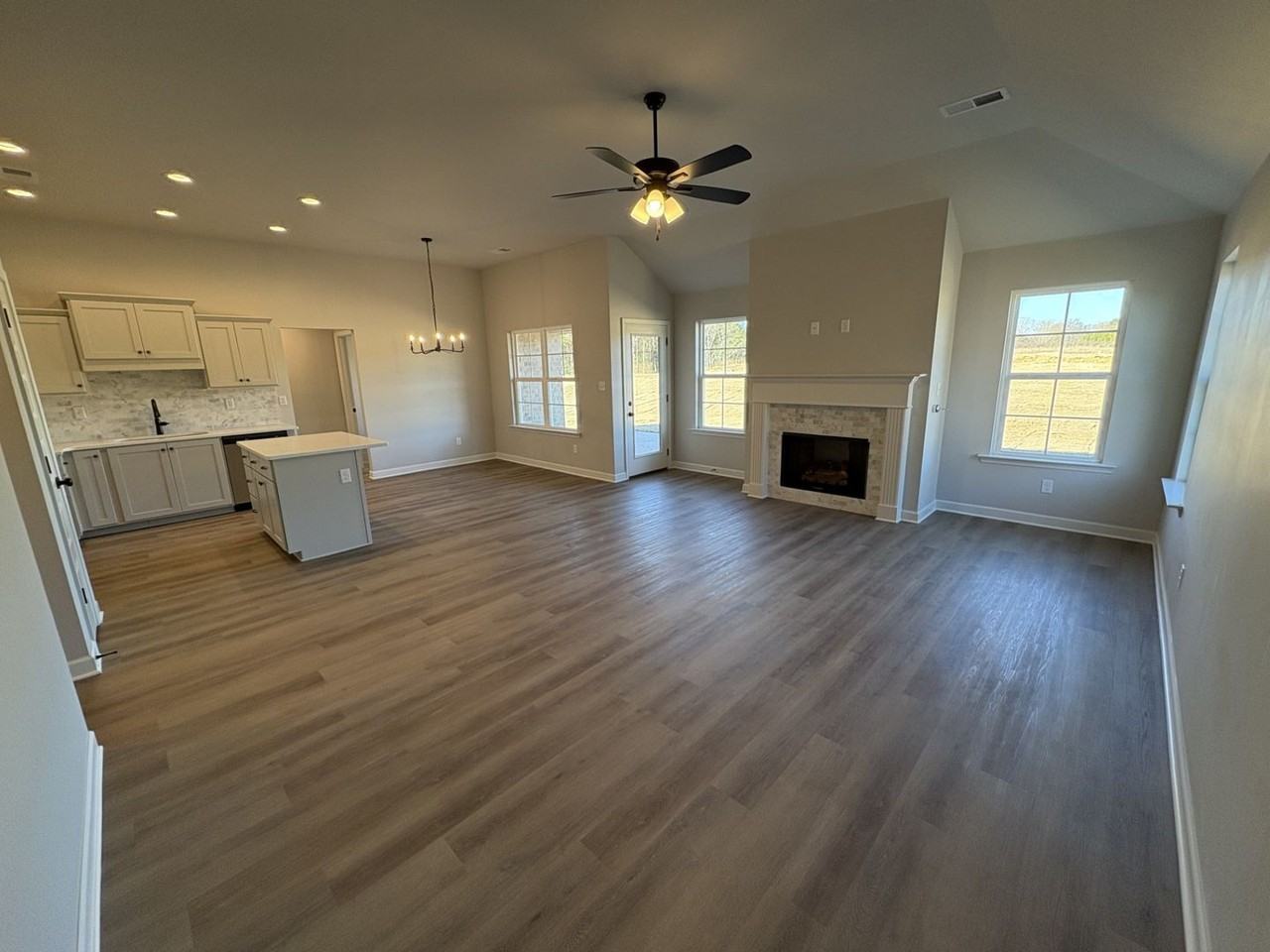 13840 13840 Wesley Banks Blvd - Photo 2 of 18