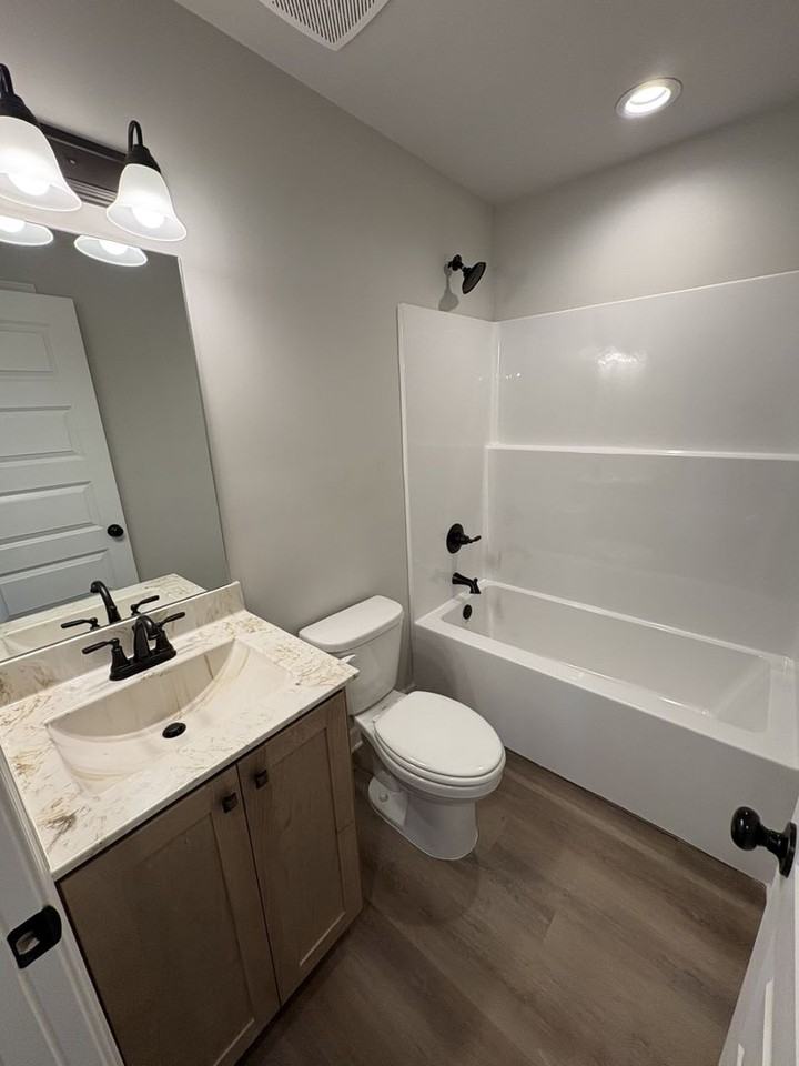 13840 13840 Wesley Banks Blvd - Photo 6 of 18