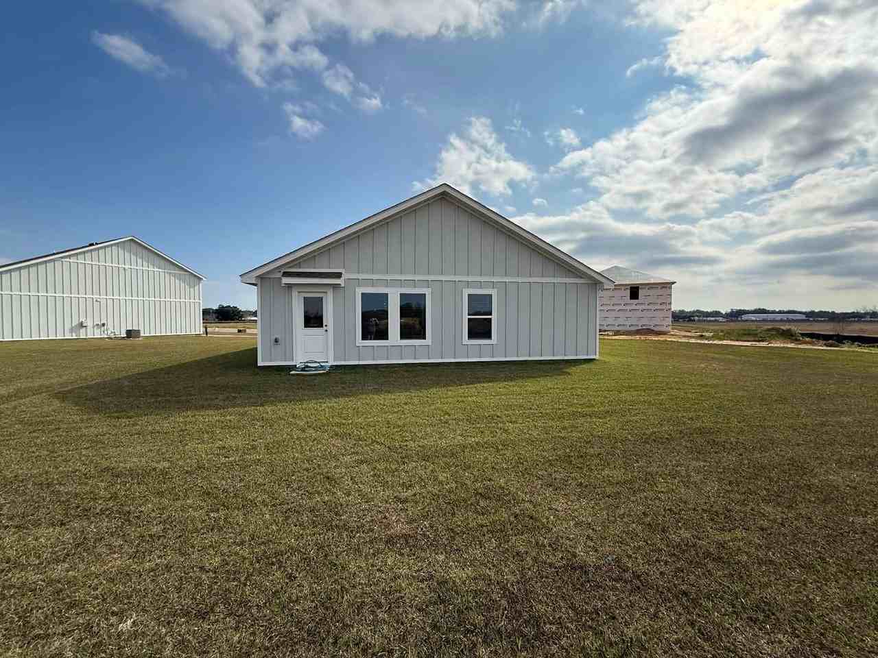 16223 Eden St - Photo 3 of 22