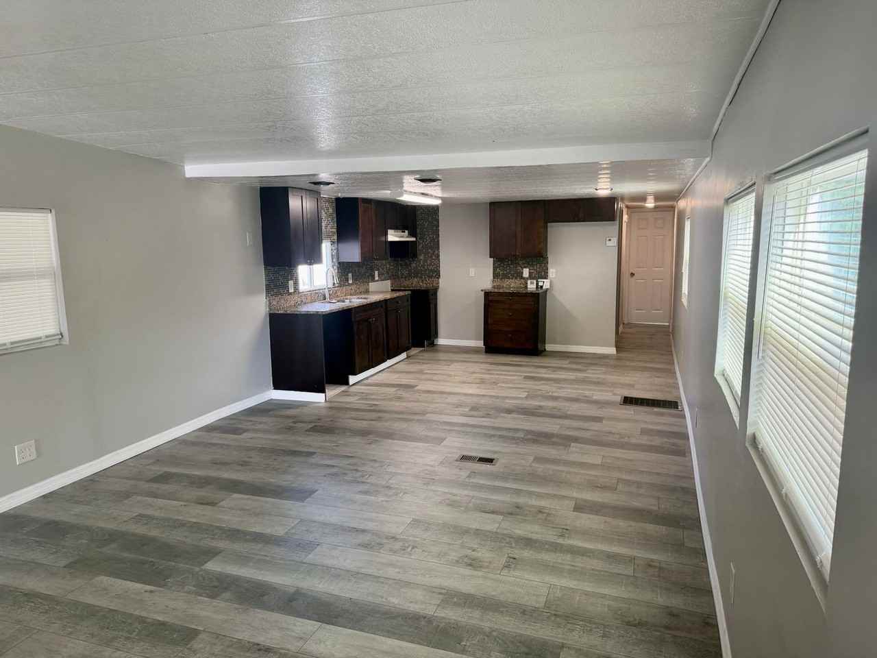 7213 Harney Rd - Photo 5 of 23