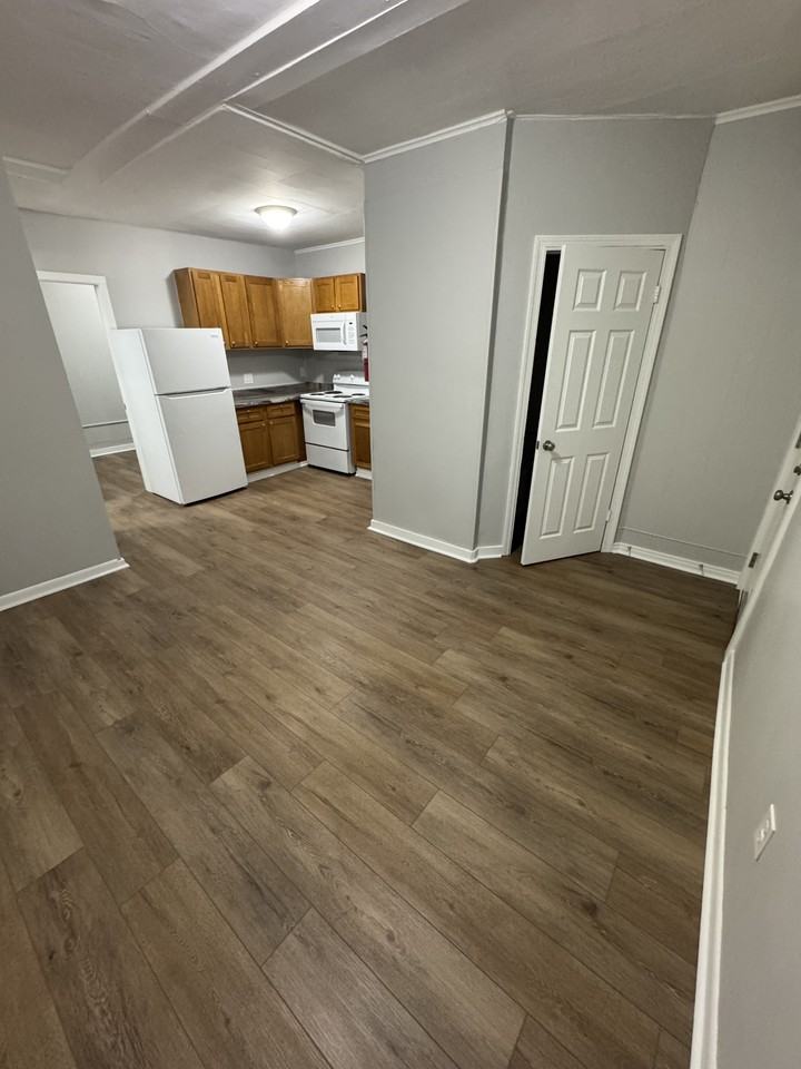 15 Elm Street - Photo 5 of 8