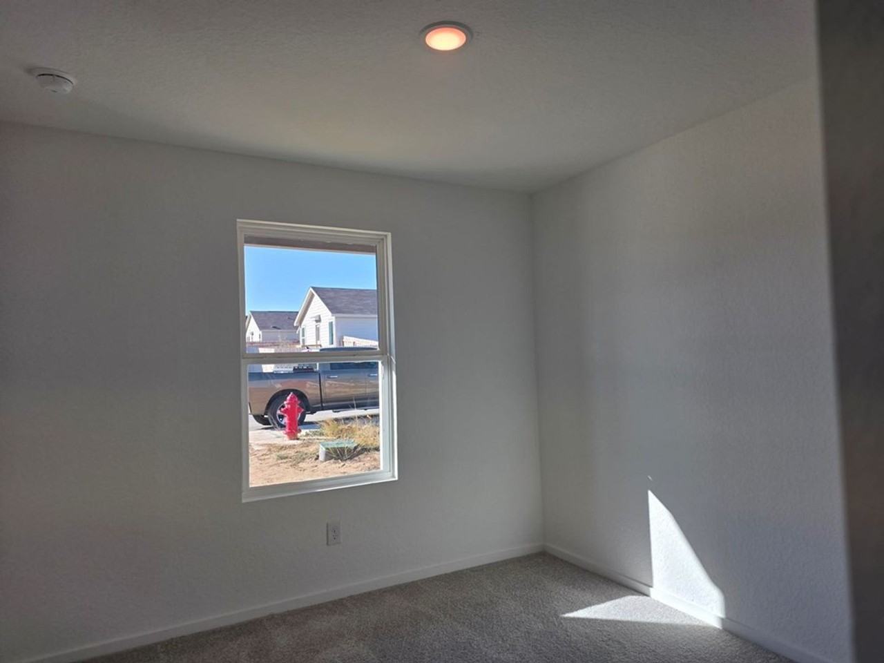 3214 Glacier Blf - Photo 2 of 13