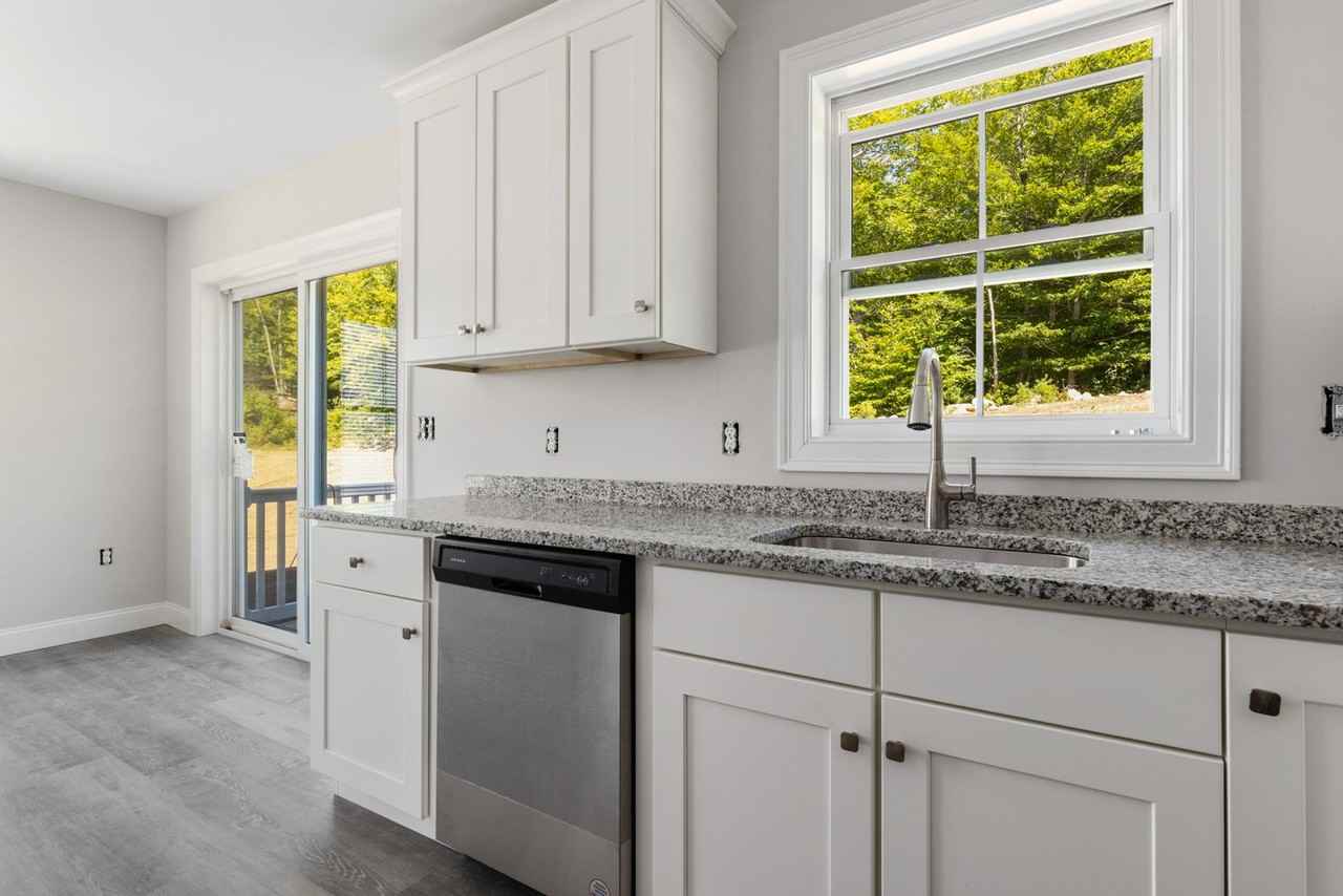 Brand New Townhouse Units ! - Photo 2 of 11