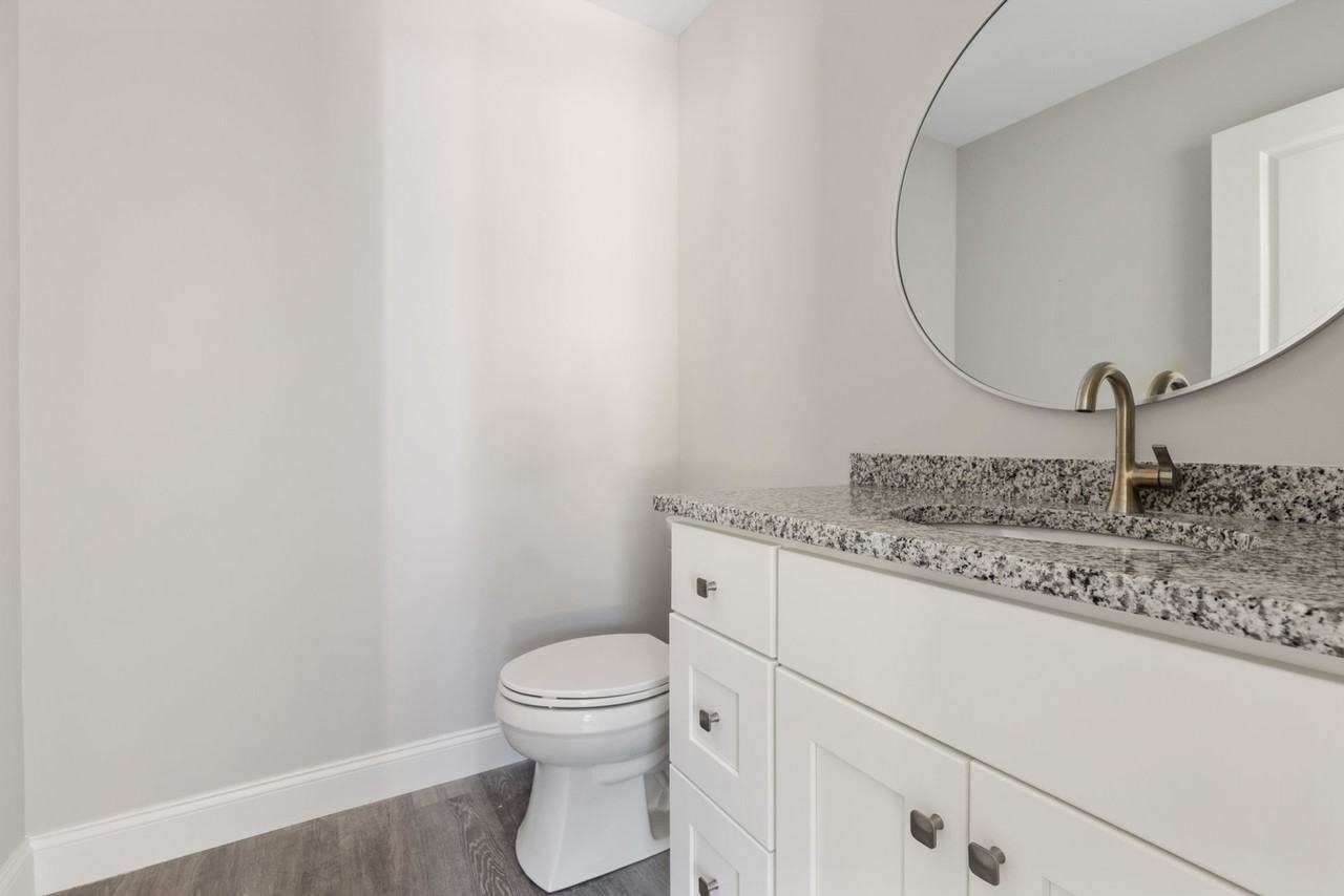 Brand New Townhouse Units ! - Photo 5 of 11