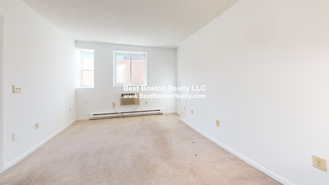 216 Revere Beach Pkwy #4A - Photo 4 of 9