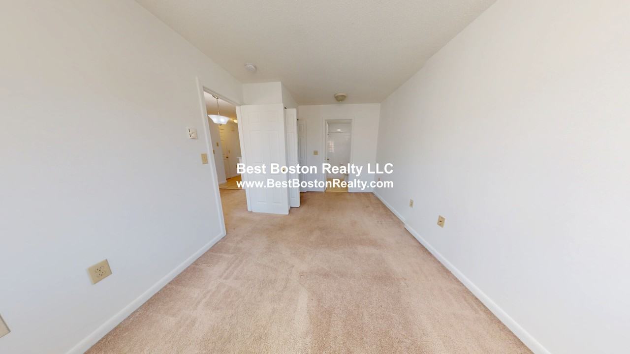 216 Revere Beach Pkwy #4A - Photo 6 of 9