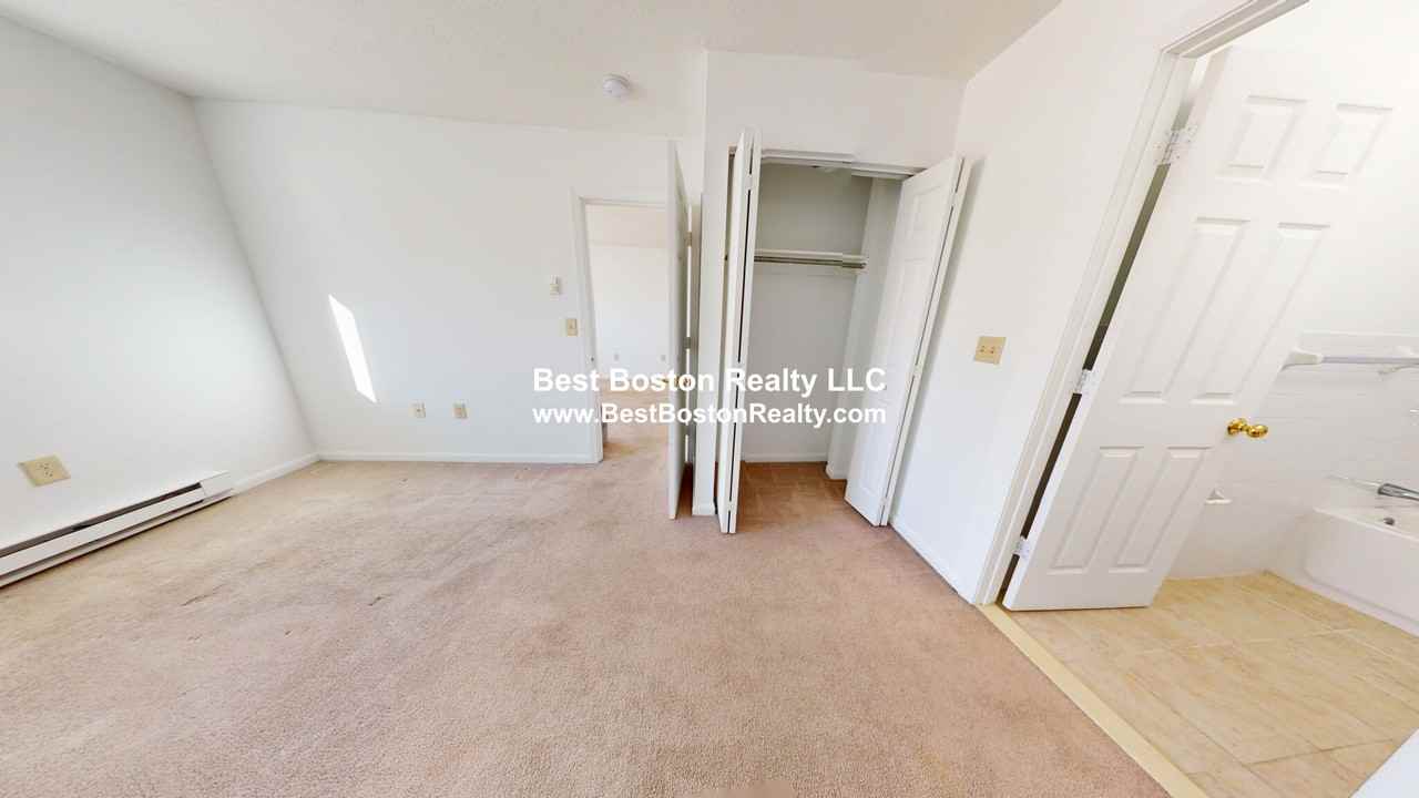 216 Revere Beach Pkwy #4A - Photo 7 of 9