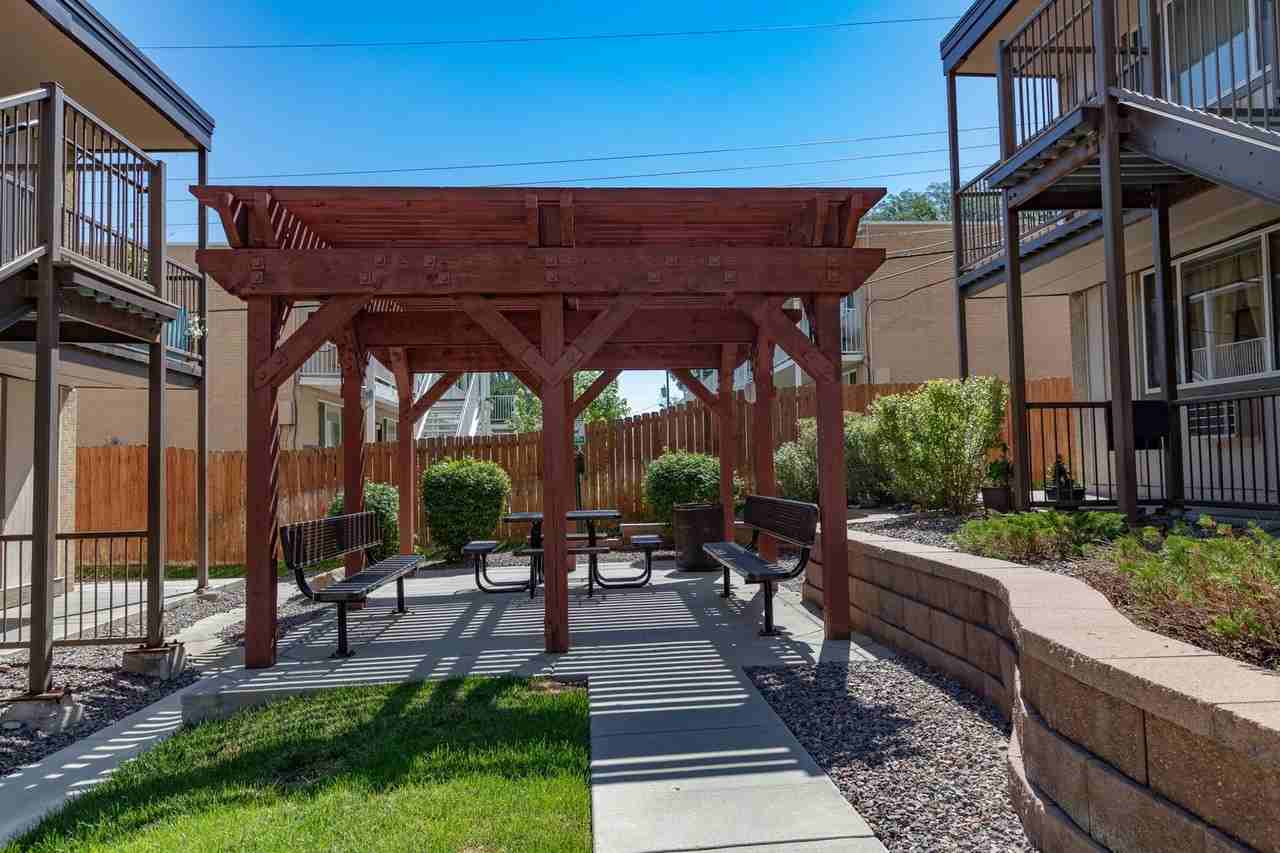 FOX STREET - Photo 4 of 6