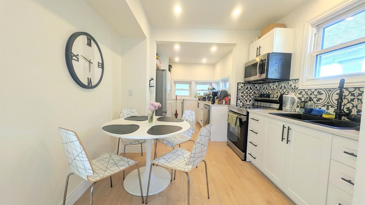 991 Campbell Avenue - Photo 6 of 16