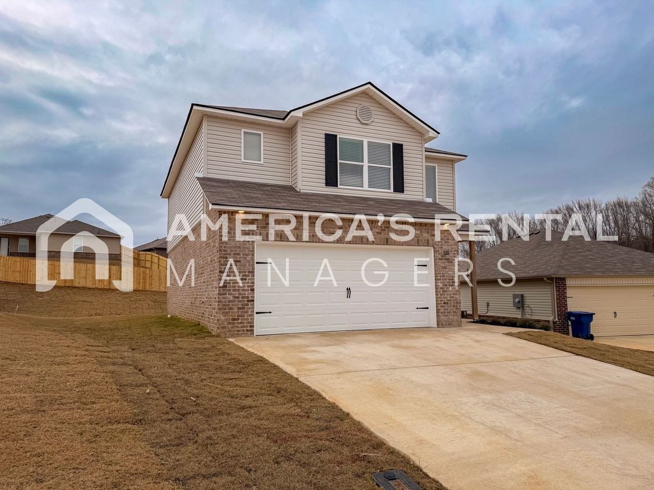 223 Skyline Loop - Photo 6 of 45