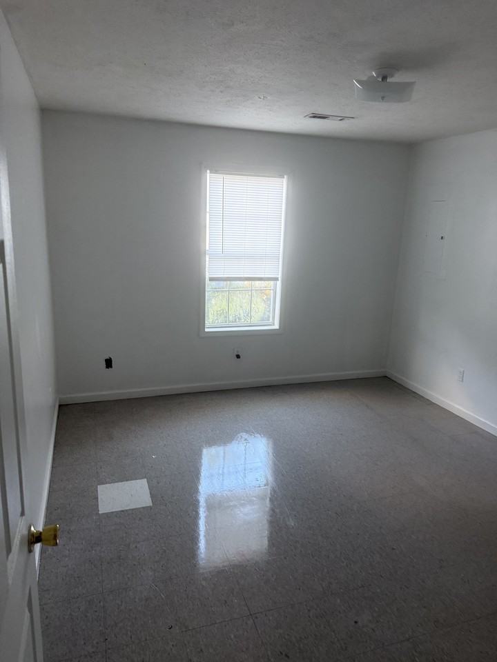 437 Josephine Drive - Photo 2 of 8