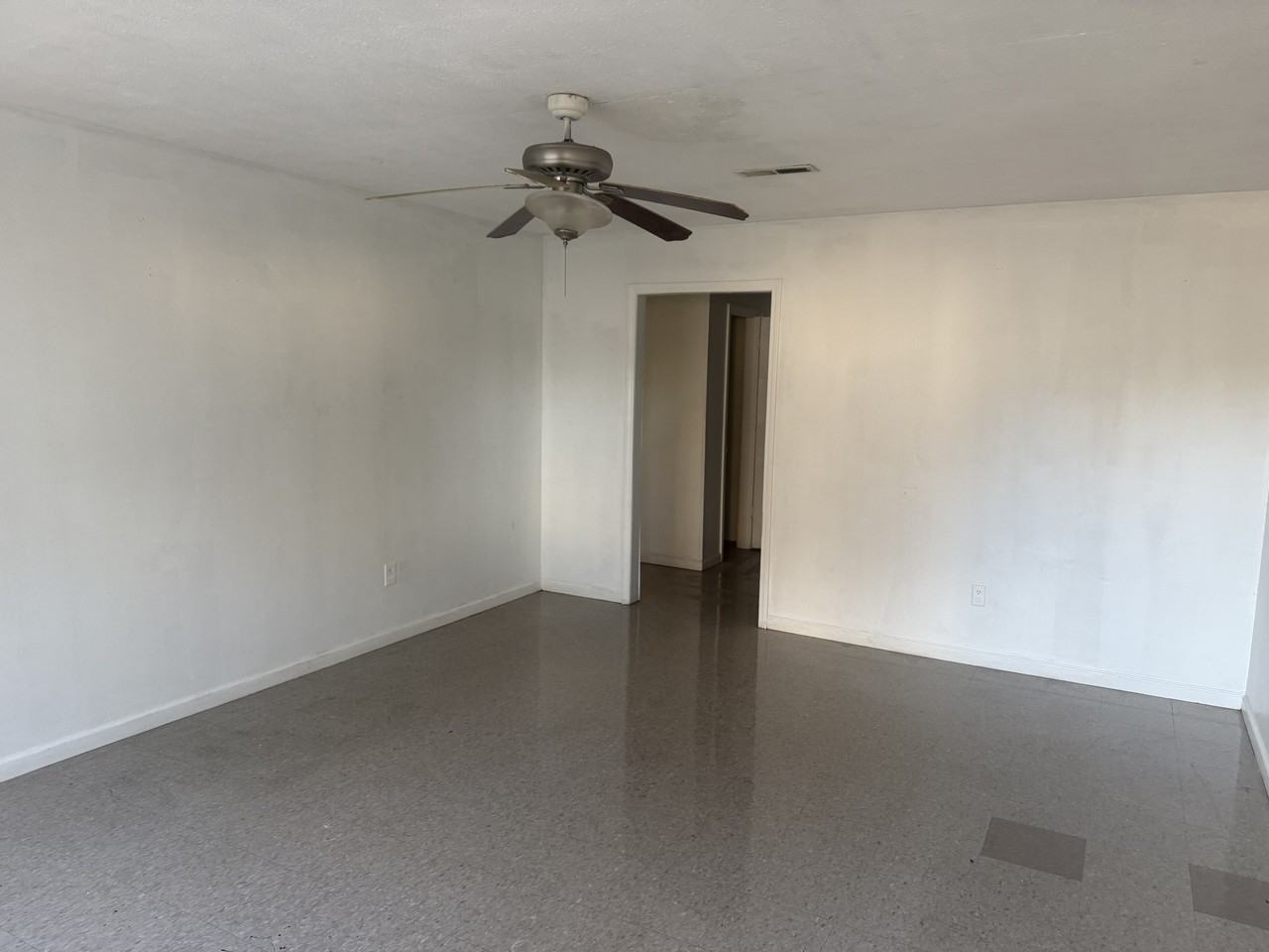 437 Josephine Drive - Photo 4 of 8