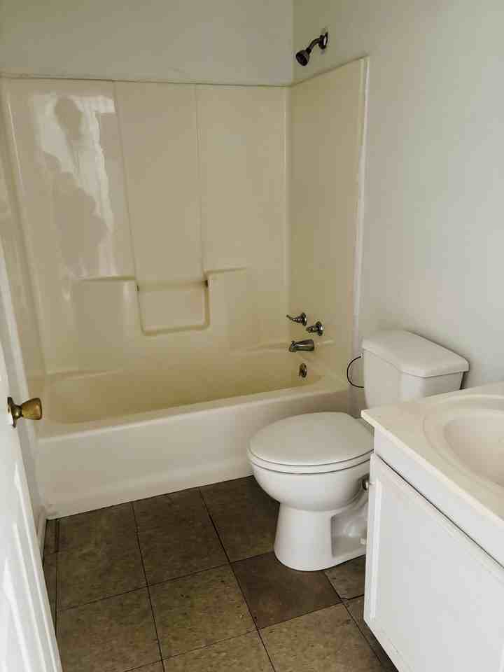 437 Josephine Drive - Photo 6 of 8