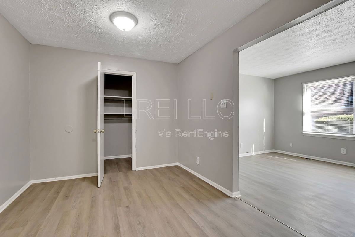 1582 Martha Ct #U2 - Photo 7 of 10