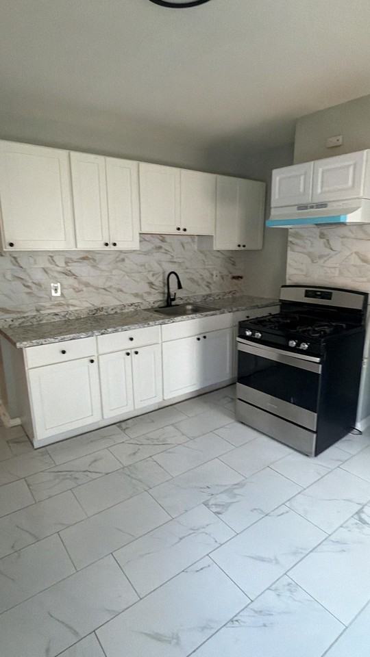 743 Stillman Street - Photo 3 of 13