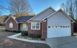 featured image of 525 Willow Landing Dr