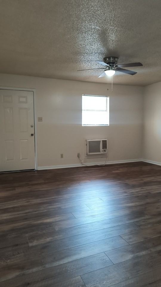 3720 Miramar Drive - Photo 2 of 21