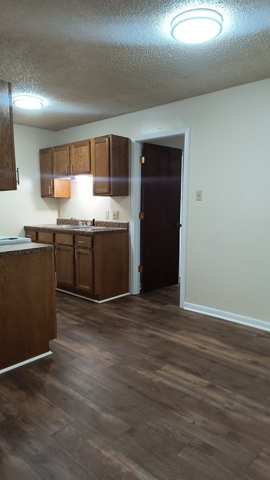 3720 Miramar Drive - Photo 6 of 21